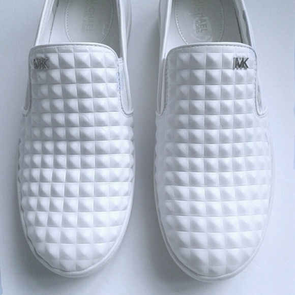 Michael Kors Shoes - Michael Kors Pratt double gore sneakers